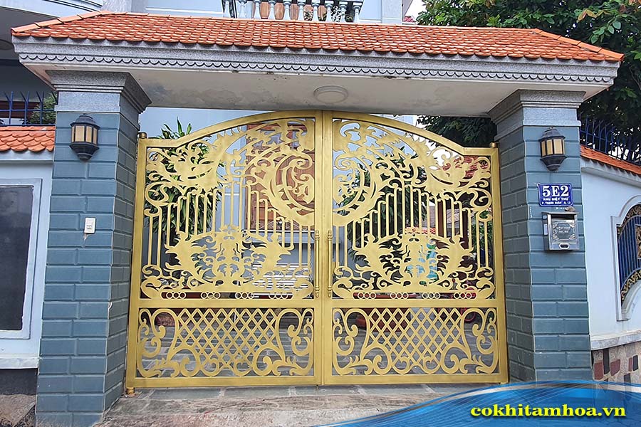 Chất liệu cấu tạo của cổng sắt CNC