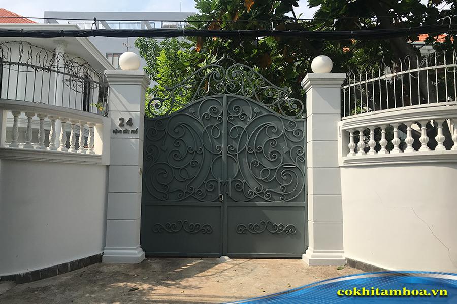 Cổng nhà cấp 4 kết hợp hàng rào bê tông
