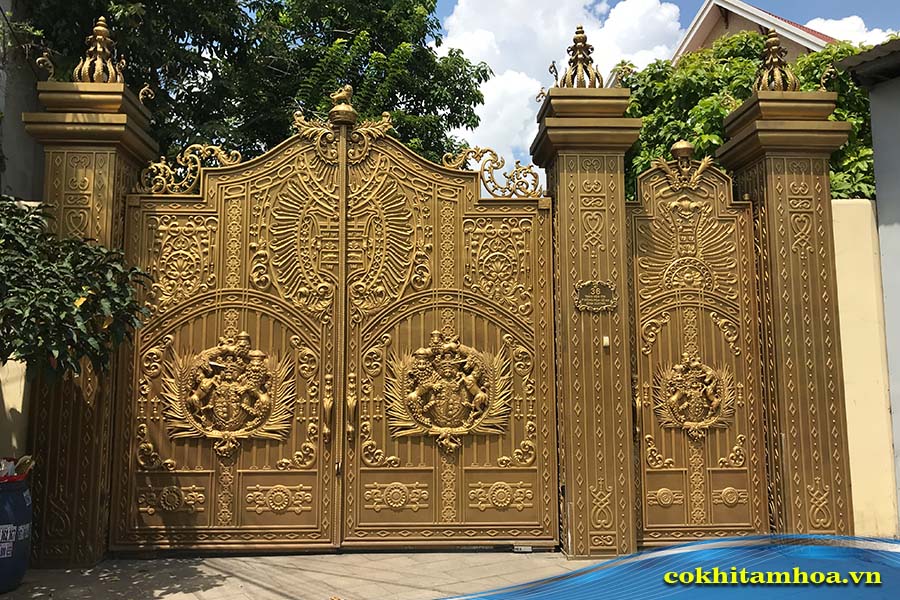 Lựa chọn thật kỹ mẫu cổng phù hợp với phong thủy để rước may mắn tài lộc