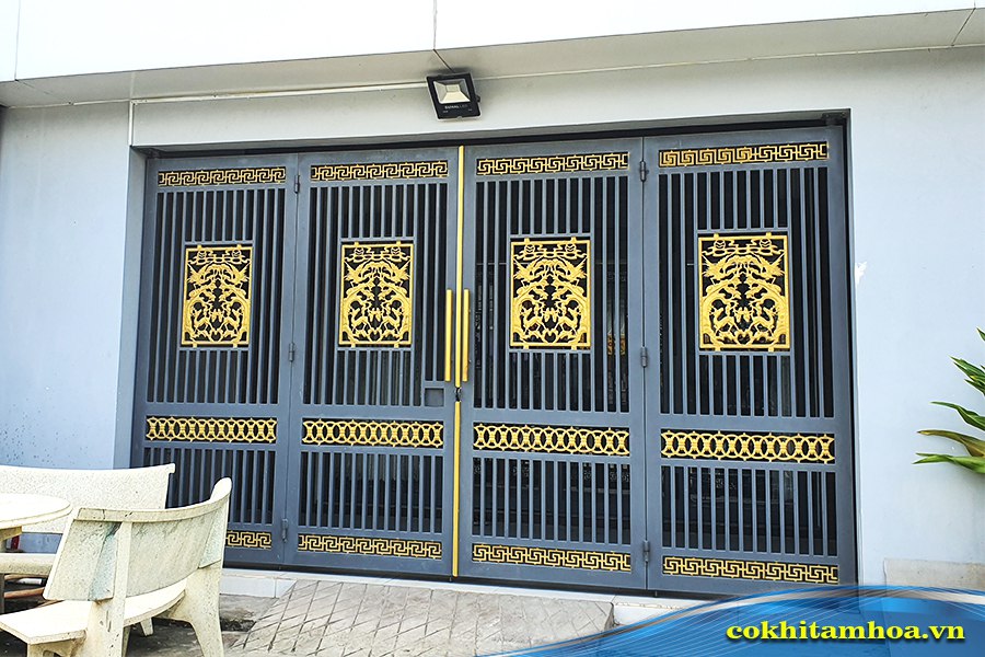 Mẫu cổng sắt hộp nghệ thuật 07