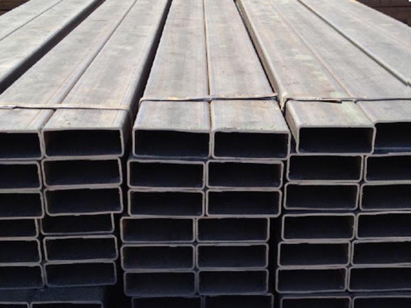 Sắt hộp 30x60 là loại vật liệu có độ bền cao và giá thành phải chăng