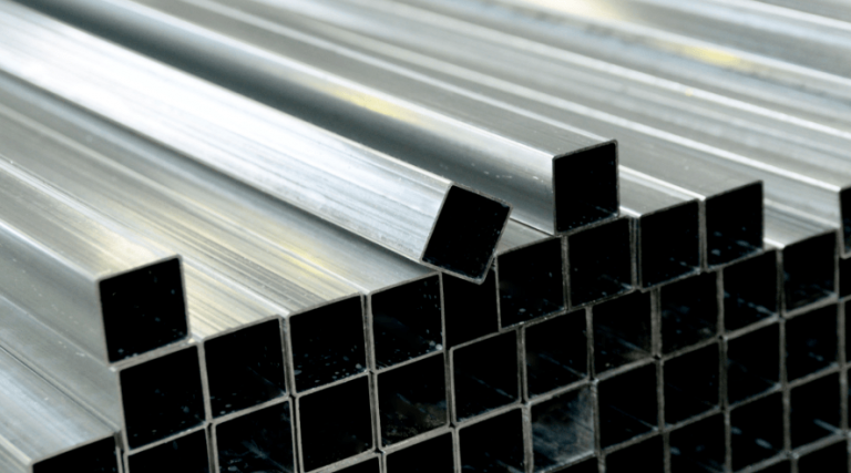 Sắt hộp 30x60 là loại vật liệu có độ bền cao và giá thành phải chăng